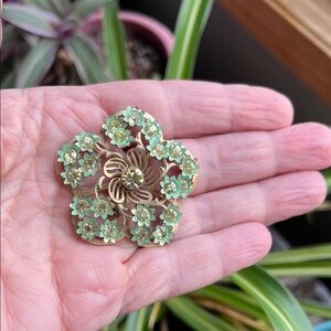 Vtg Gold Tone Lt Yellow Rhinestone MCM Floral Brooch Pin Filigree Flower 50s/60s